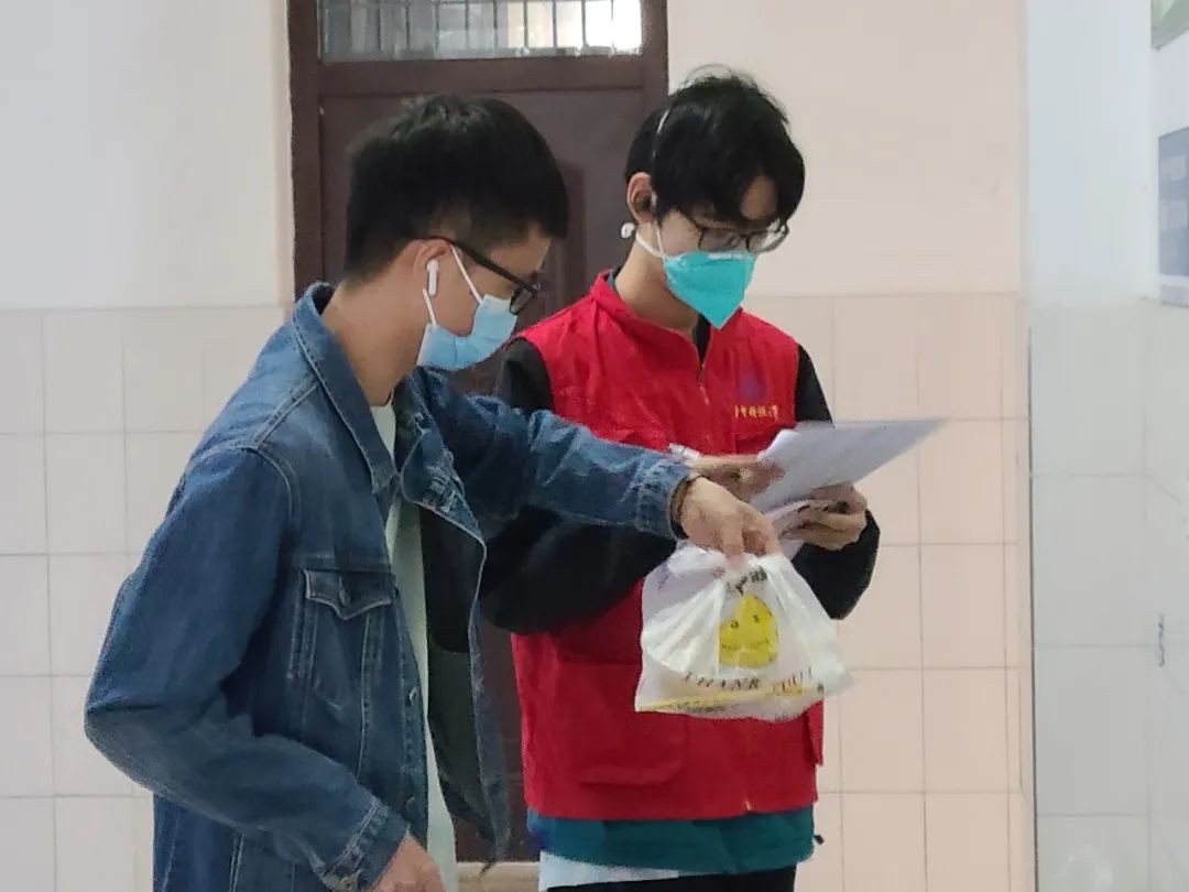 小万疫情期间参与志愿服务